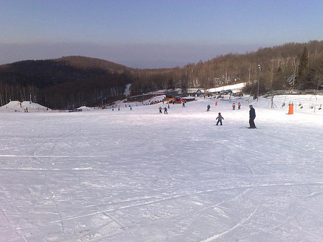 201103043027