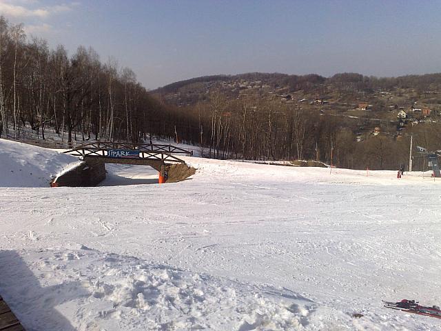 201103043036