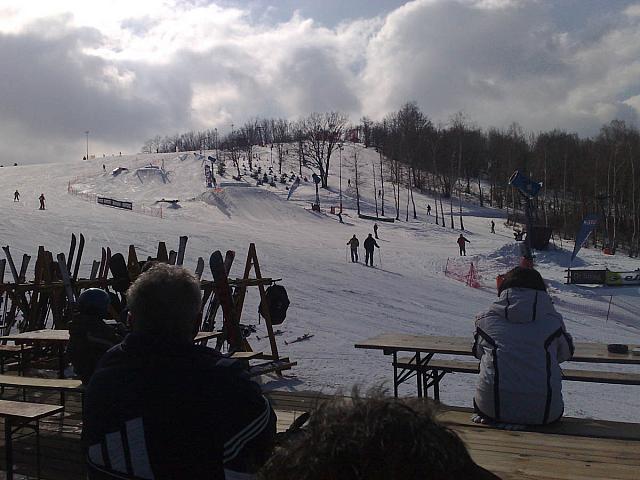 201103043037