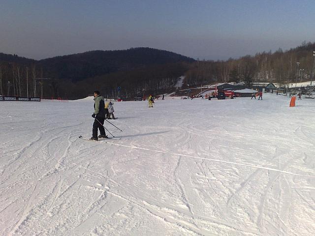 201103043058